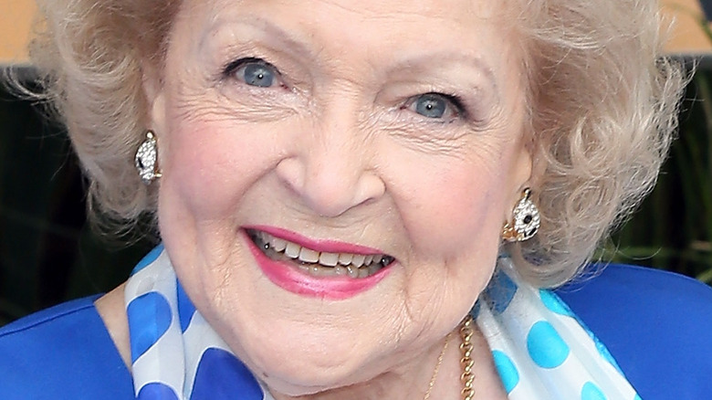 Betty White zoo fundraiser 2015