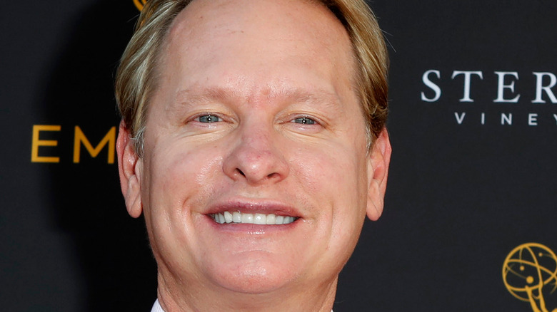 Carson Kressley smiling