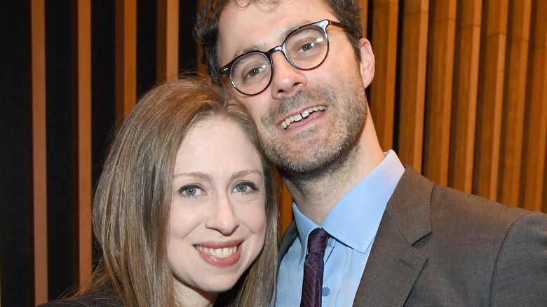 Chelsea Clinton and Marc Mezvinsky smiling