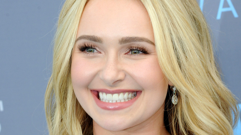 Hayden Panettiere smiling