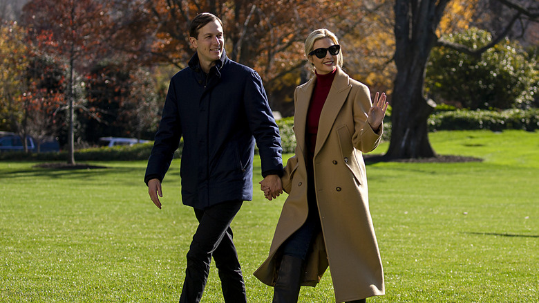 Jared and Ivanka waving outdoors