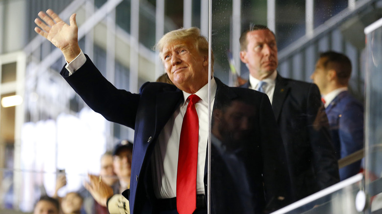Donald Trump waving 