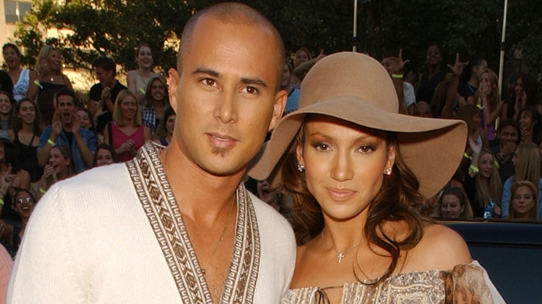 Cris Judd and Jennifer Lopez posing