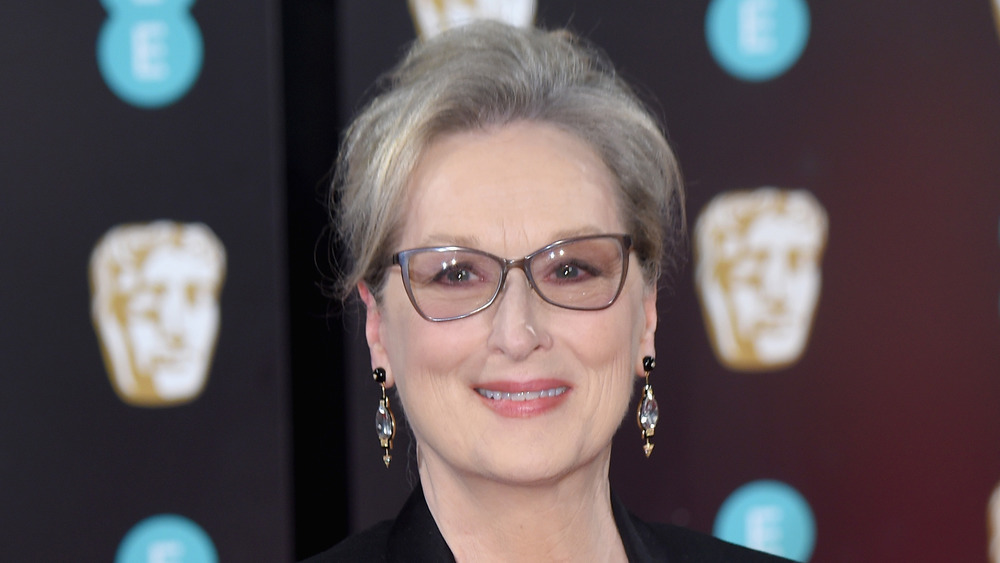 Meryl Streep posing at an awards show