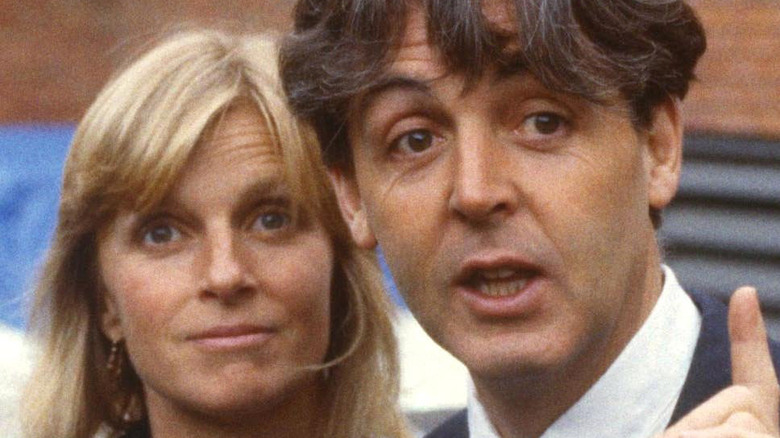 Inside Paul McCartney's Marriage To Linda Eastman