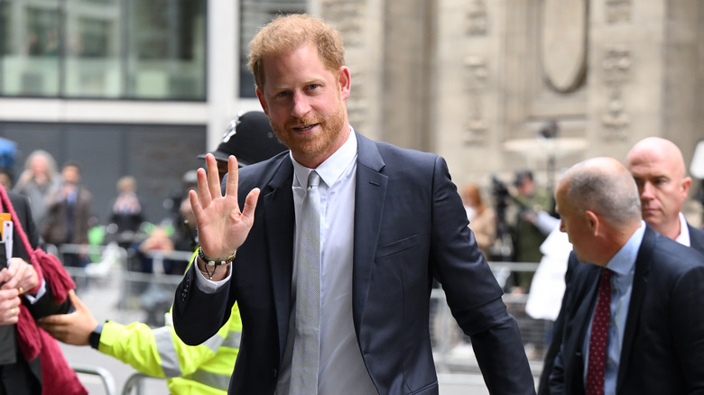 Prince Harry arriving at court 