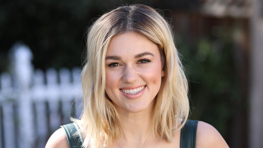 Sadie Robertson, close-up