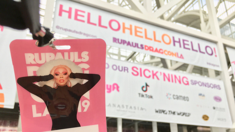 RuPaul's DragCon badge and entrance