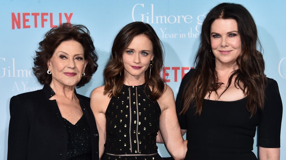 Kelly Bishop, Alexis Bledel, and Lauren Graham on the red carpet for Gilmore Girls