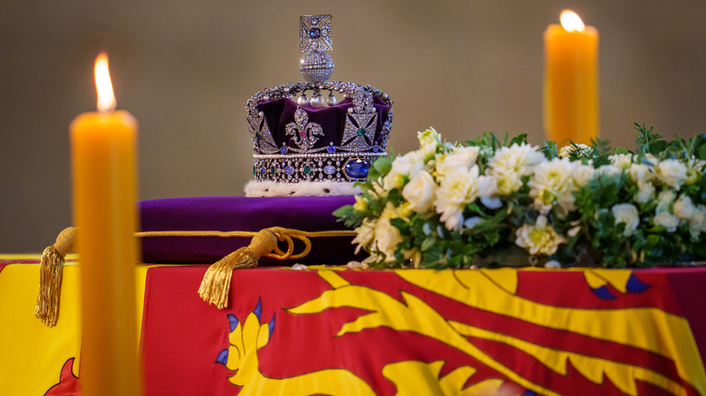 Crown on top of queen's casket 
