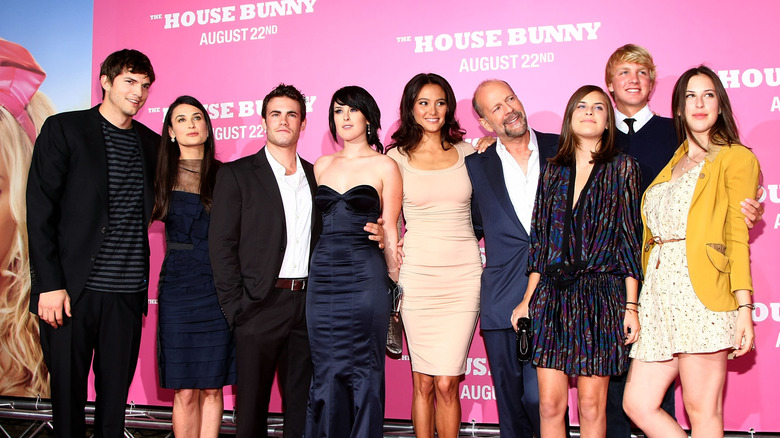 Ashton Kutcher, Demi Moore, Bruce Willis, Tallulah Willis, Emma Heming, Rumer Willis, Micah Alberti, and Scout Willis in 2008