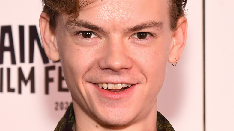 Thomas Brodie-Sangster smiling