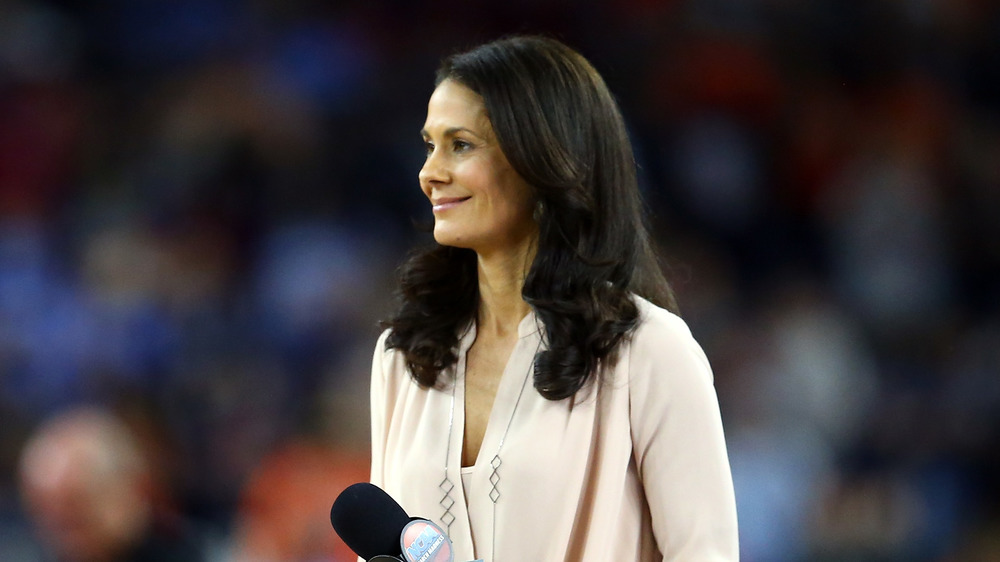 Photos of Tracy Wolfson standing next to 7’6" Tacko fall are too good.