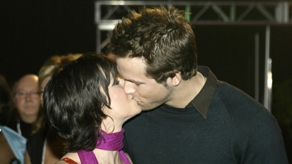 Alanis Morissette and Ryan Reynolds