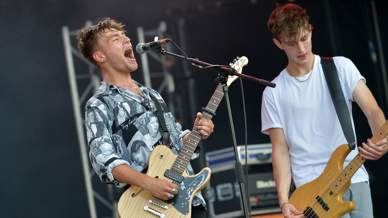 Will Sweeny and his White Eskimo bandmate performing onstage