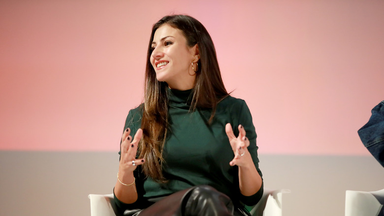 Mejuri Founder Noura Sakkijha smiling