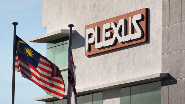 Plexus corporate building 