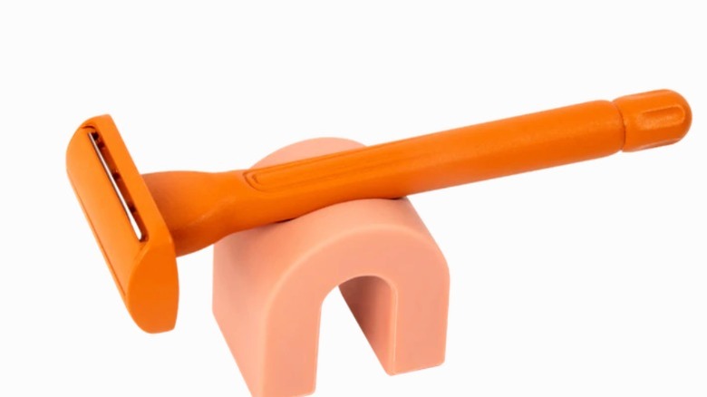 Hanni weighted razor 