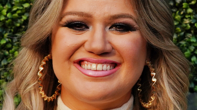 Kelly Clarkson at an event in 2018.