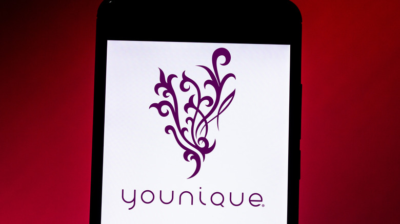 Younique logo on the screen of a phone 