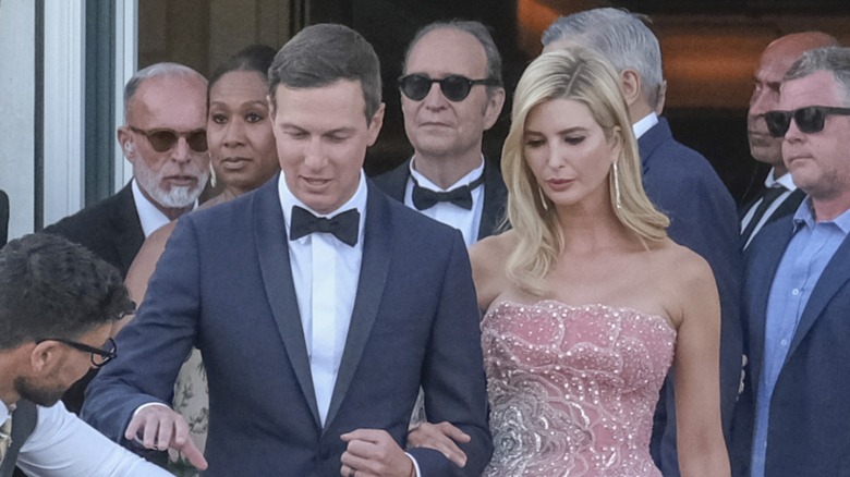 Jared Kushner standing arm-in-arm with Ivanka Trump at Jeff Bezos and Lauren Sánchez's wedding (2025)