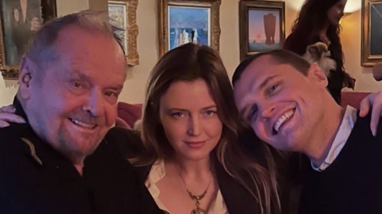 (l-r): Jack Nicholson, Lorraine Nicholson, and Ray Nicholson taking a selfie at an event.