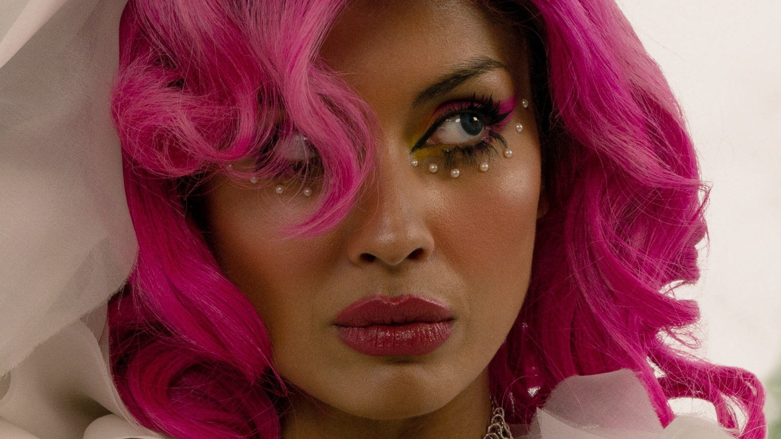 Jameela Jamil And Flula Talk Working On Pitch Perfect Bumper In Berlin Exclusive Interview