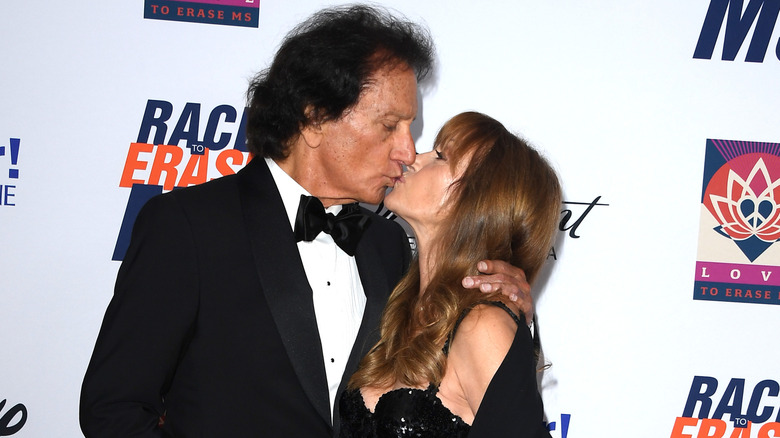 John Zambetti and Jane Seymour kissing.