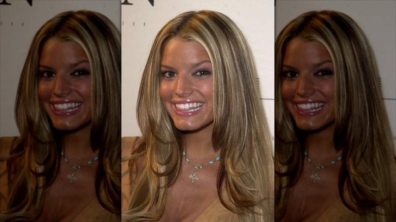 Close up of Jessica Simpson with chunky highlights and a tan.