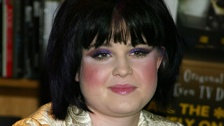 Kelly Osbourne at DVD signing of "The Osbourne's -- The First Season"