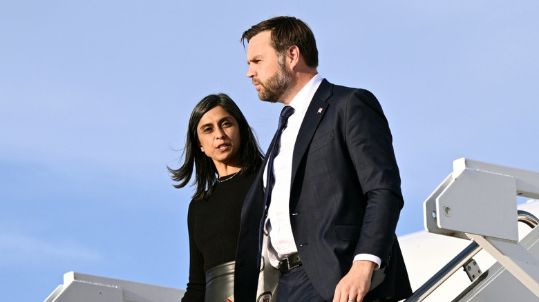 JD Vance and Usha Vance walking off of Air Force 2