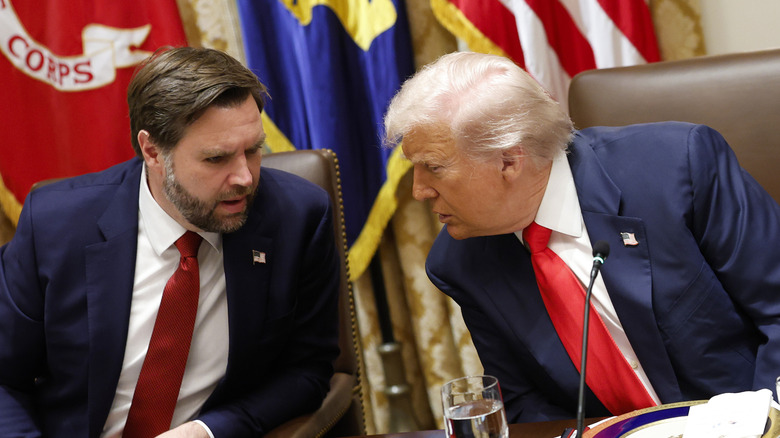 JD Vance talking to Donald Trump