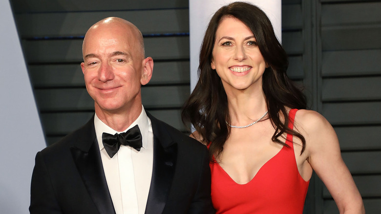 Jeff Bezos and MacKenzie Scott smiling