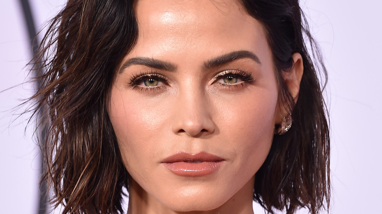 Jenna Dewan poses on the red carpet