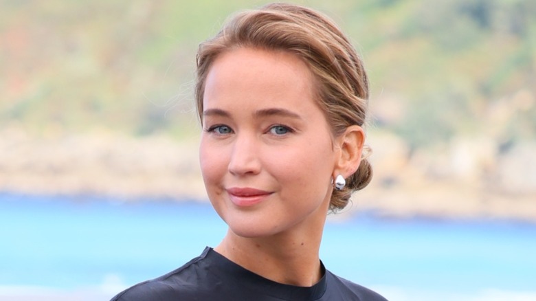 Jennifer Lawrence attends the "Die My Love" photocall during the 73rd San Sebastian International Film Festival in San Sebastian, Spain (2025)