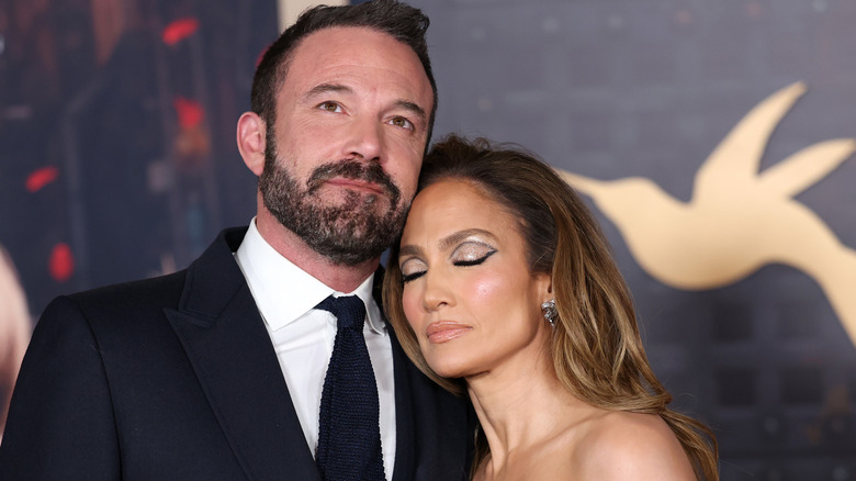 Jennifer Lopez rests her head on Ben