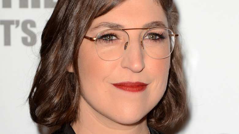 mayim Bialik smiling 