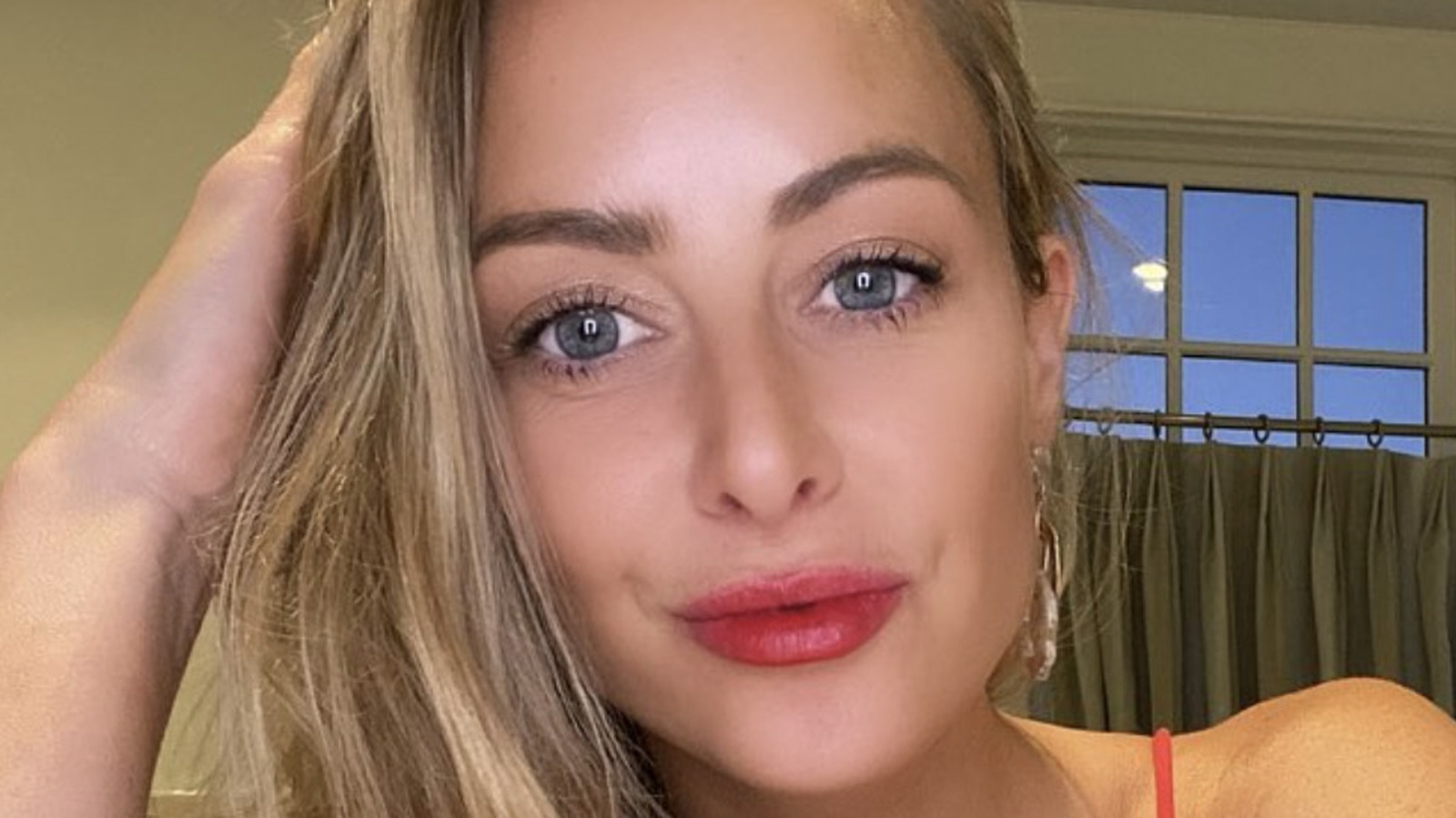 Jessica Holds Back Tears While Defending The Most Controversial Love Is