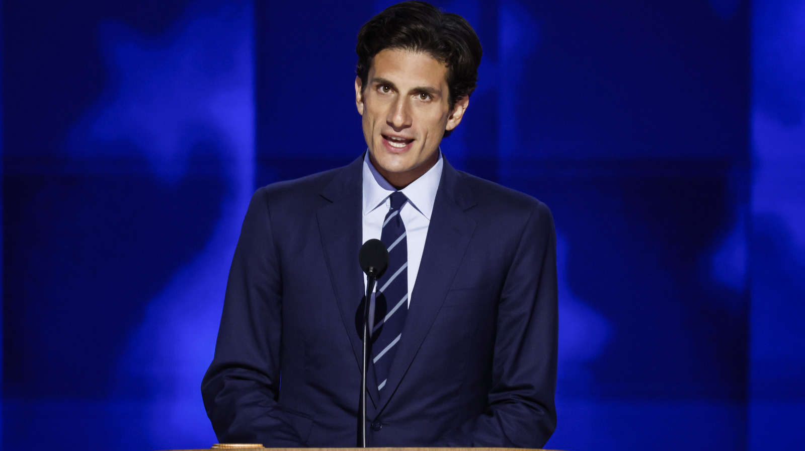 <a href="https://www.thelist.com/1720327/jack-schlossberg-made-feelings-on-rfk-jr-trump-support-clear/" target="_blank">JFK’s Grandson Made His Feelings On RFK Jr.’s Support Of Trump Painfully Clear</a>
