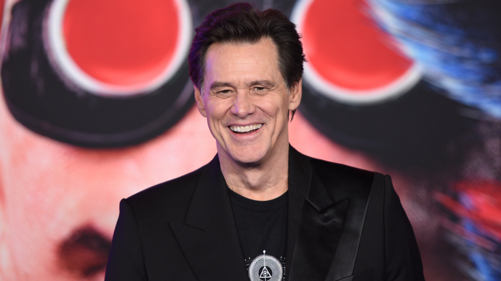 Jim Carrey's Face Transformation Has Left Him Unrecognizable & Everyone Is Noticing