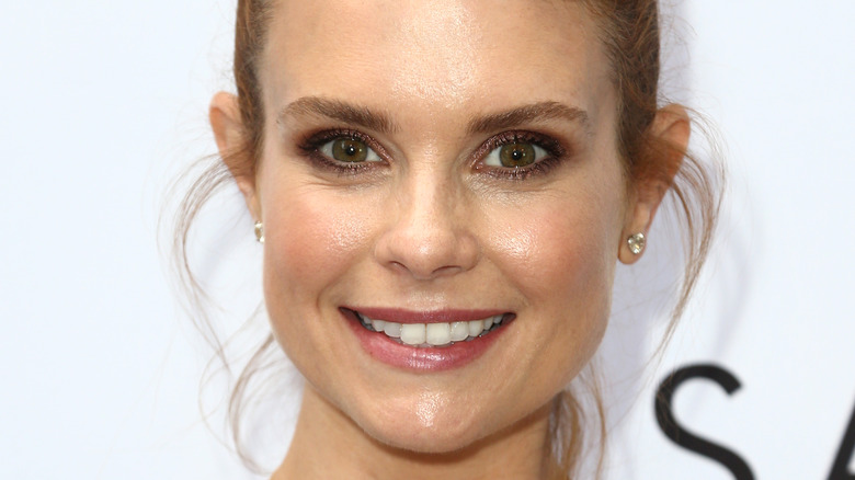 JoAnna Garcia Swisher smiling