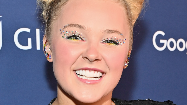 Jojo Siwa smiling