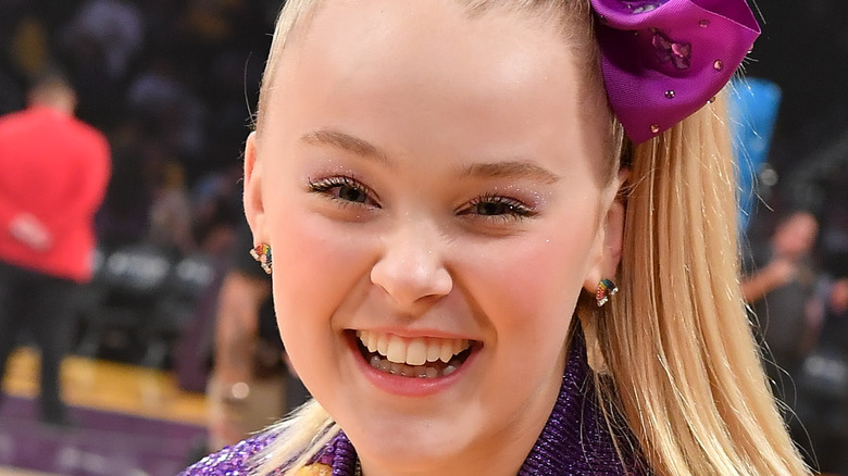 JoJo Siwa smiling 