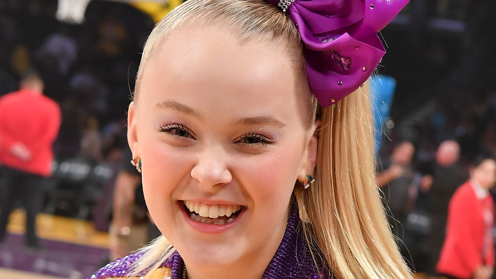 JoJo Siwa on basketball court