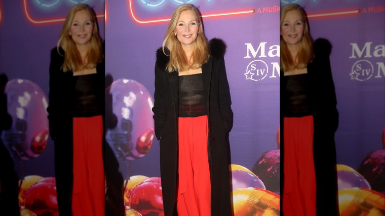 Jennifer Westfeldt with her hands in her pockets