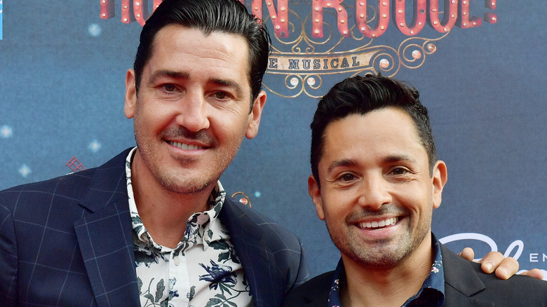 Jonathan Knight and Harley Rodriguez on the red carpet