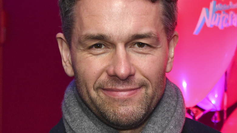 Julian Ovenden at an event