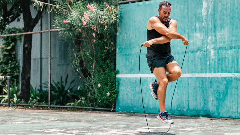 Man jumping rope