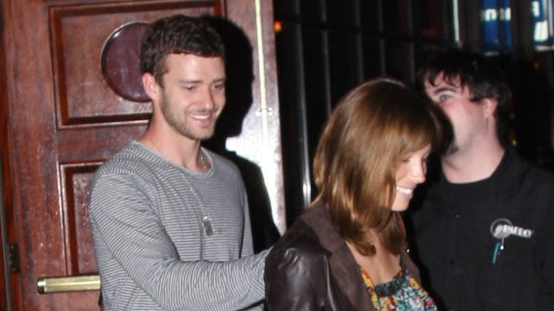 Jessica Biel Talks 'Very Intimate' Vow Renewal With Justin Timberlake