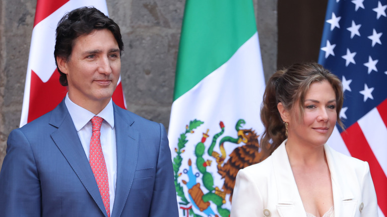 Prime Minister of Canada Justin Trudeau and Sophie Grégoire Trudeau pose for the media during the welcome ceremony as part of the '2023 North American Leaders' Summit at Palacio Nacional on January 10, 2023 in Mexico City, Mexico (2023)